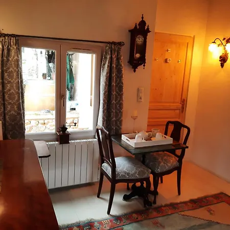 La Foret Des Trois Hiboux - Le Clos Napoleon Bed & Breakfast *