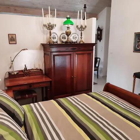 La Foret Des Trois Hiboux - Le Clos Napoleon Bed & Breakfast